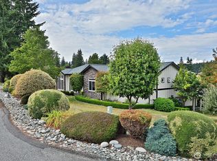 2445 Discovery Pl, Langley, WA 98260