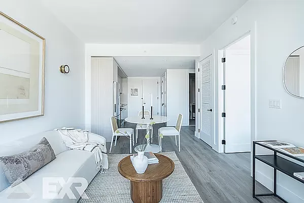 Rented by EXR | media 3