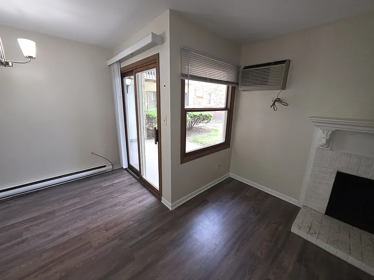4303 W Shamrock Ln #1D — Photo 3