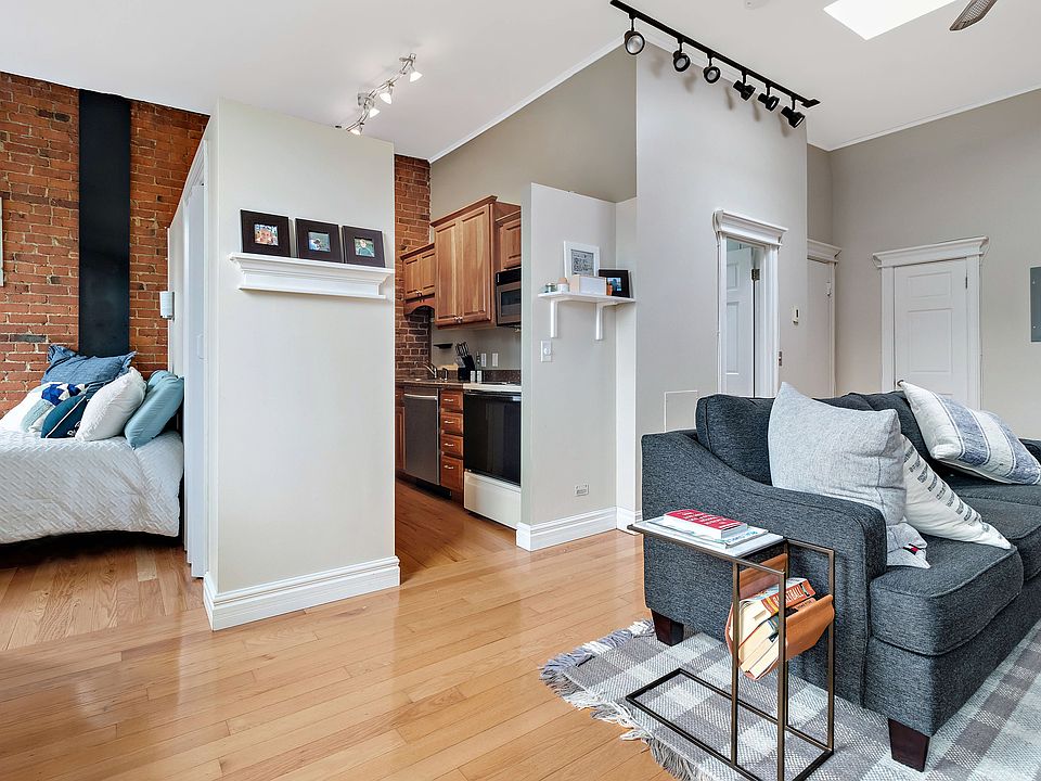 1st image of 127 Marlborough St APT 5