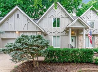 11606 Hemlock St, Overland Park, KS 66210