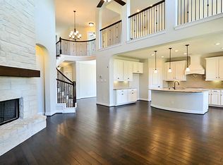 70 Wyatt Oaks Dr, The Woodlands, TX 77375