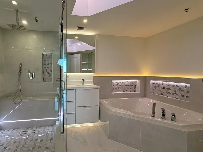 2641 N Flamingo Rd #2208N — Photo 11