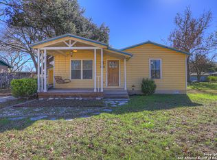 264 Cross River St, New Braunfels, TX 78130