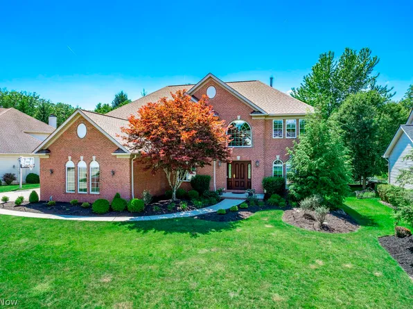 18908 Glen Cairn Way, Strongsville, OH 44149