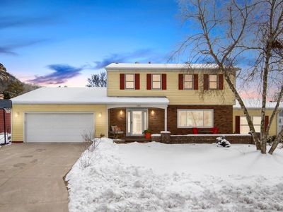 1227 Heritage Ct, La Crosse, WI, 54601