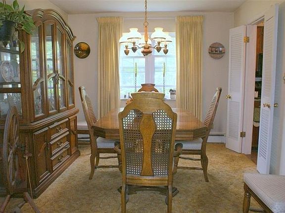5th image of 7394 N Pisgah Dr
