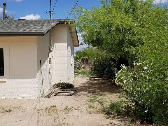 4th image of 744 W Calle Sierra