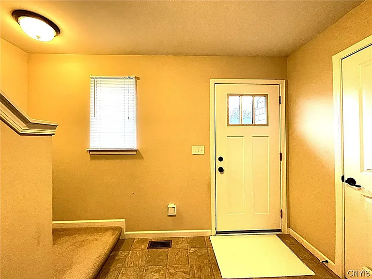 113 Weeping Willow Way — Photo 4