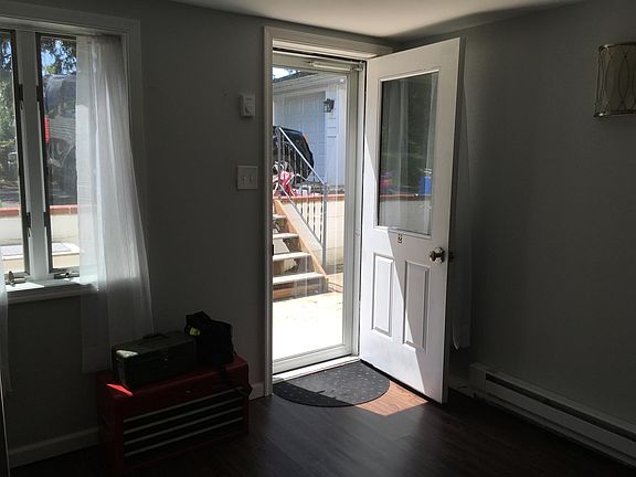 2nd image of 1037 River Rd #2