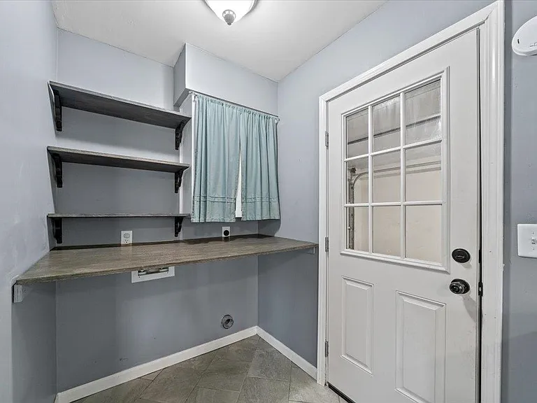 9496 Holly Grove Rd — Photo 14