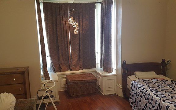 5th image of 135 Deer Park Ln