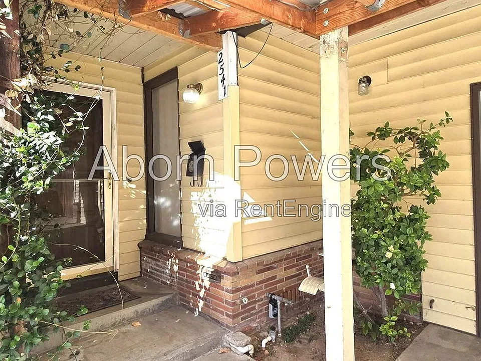 2541 Butano Dr