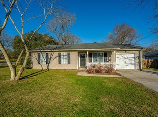 1138 Dickson Ave, Hanahan, SC 29410