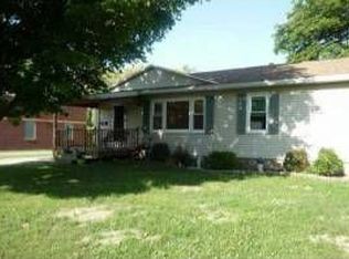 15 Prospect St, Angola, NY 14006