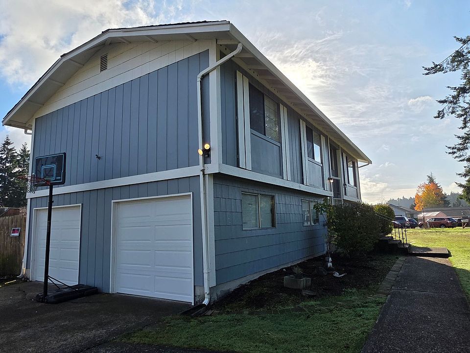 1st image of 2616 147th St E