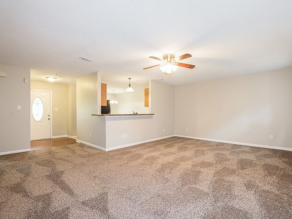 5th image of 4914 Tyne Dr