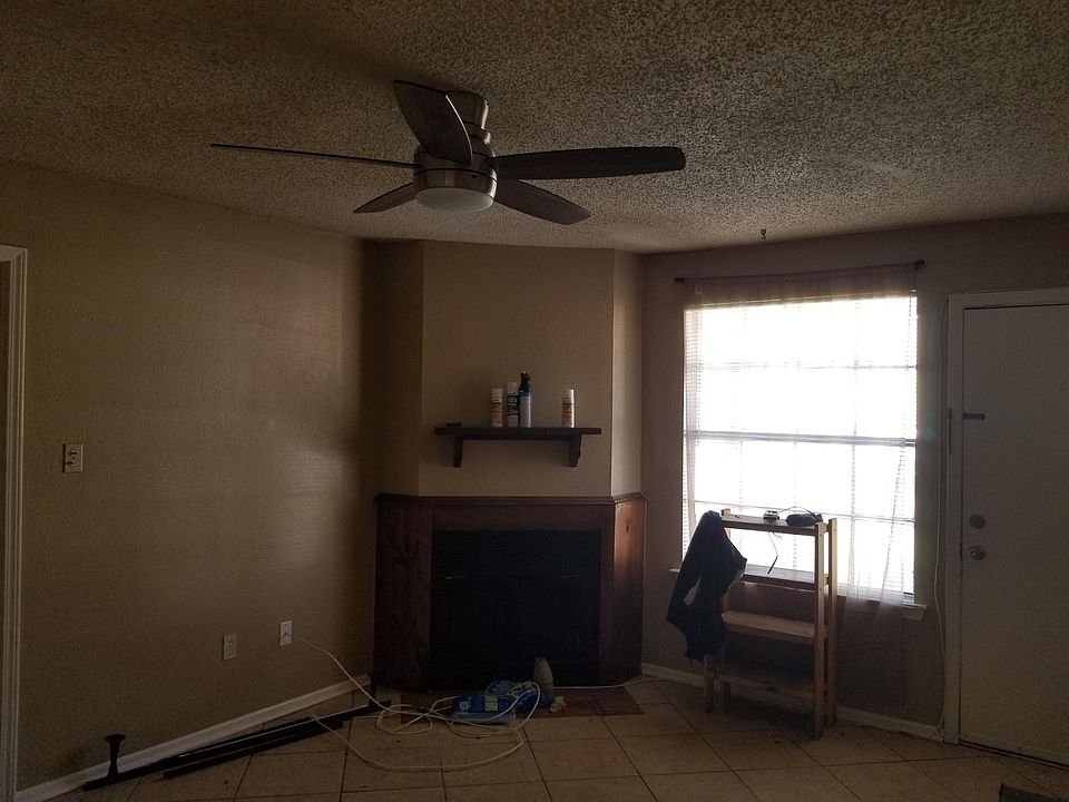 1st image of 2034 Sherwood Meadow Dr #B