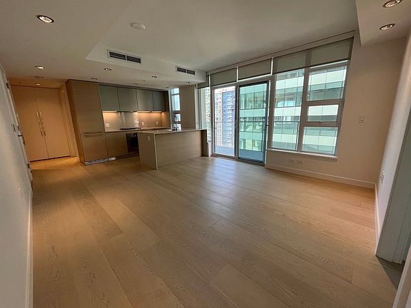 3rd image of 1289 Hornby St Floor 11