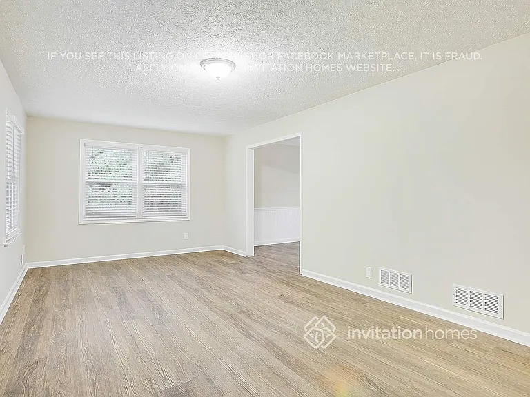 1851 Birch Ct SW — Photo 4