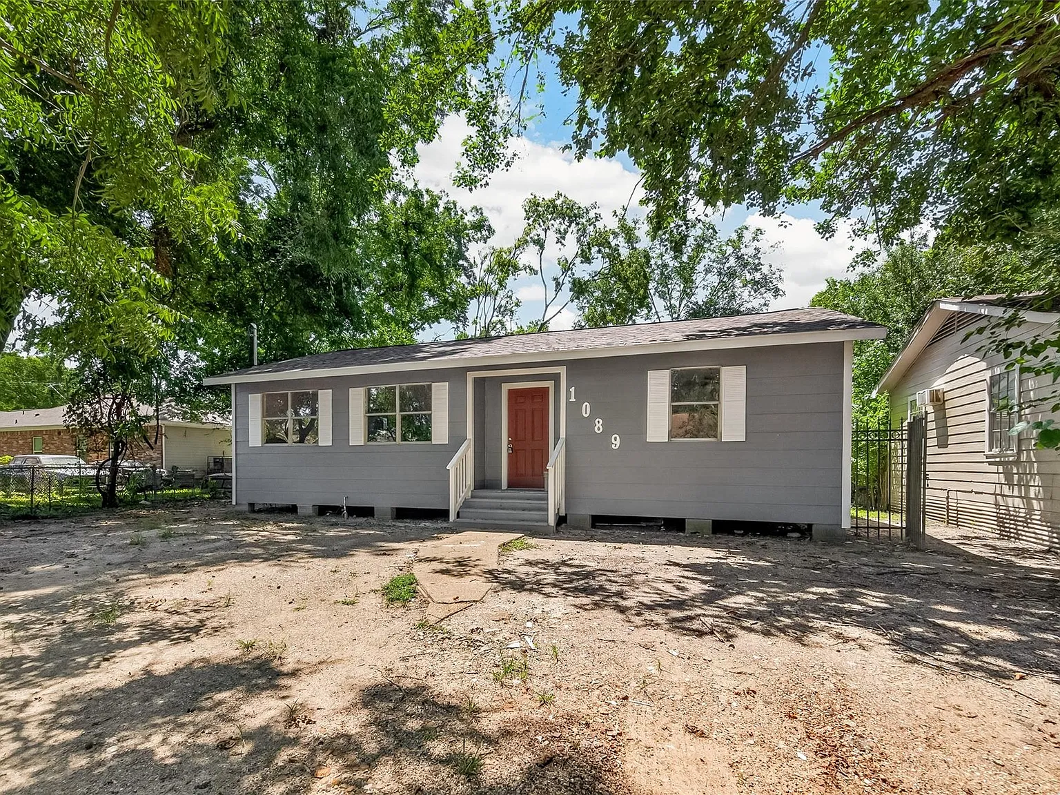 3 bed, 1.0 bath, 948 sqft, $1,495 — Photo 3