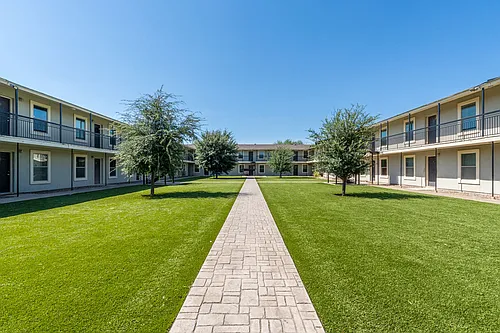 Stewart Apartments Photo 1