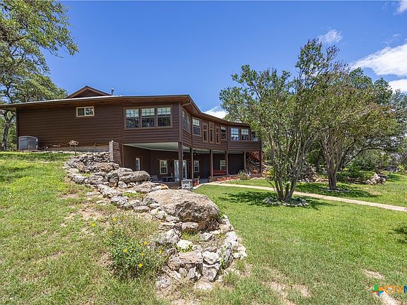 5th image of 1645 Agarita Dr