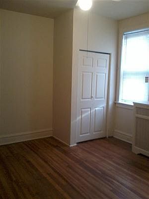 3rd image of 6206 N Park Ave APT 1