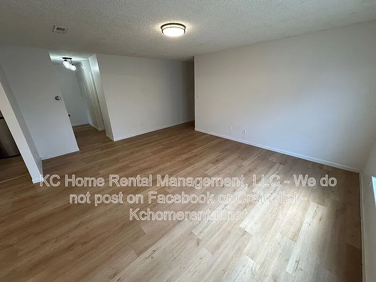300 Osage St #A — Photo 12