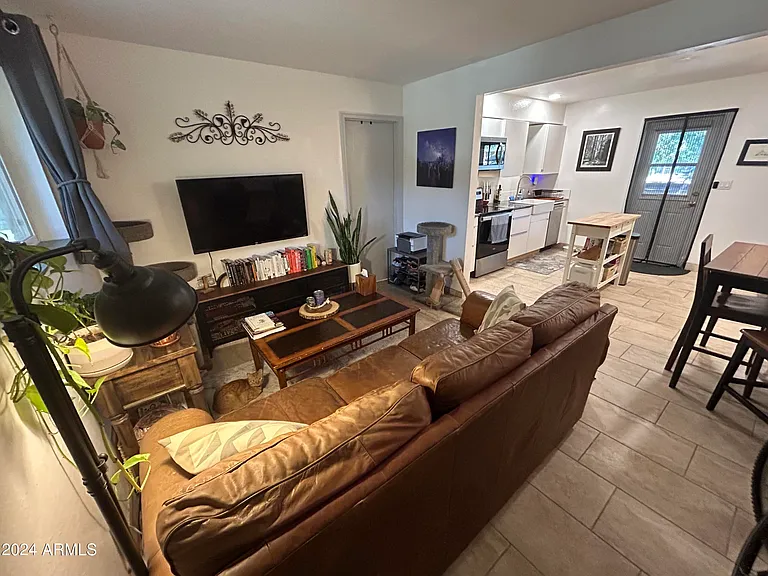 2103 S Granada Dr #8 — Photo 40