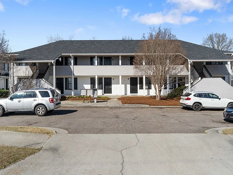 1605 Parnell St — Photo 2
