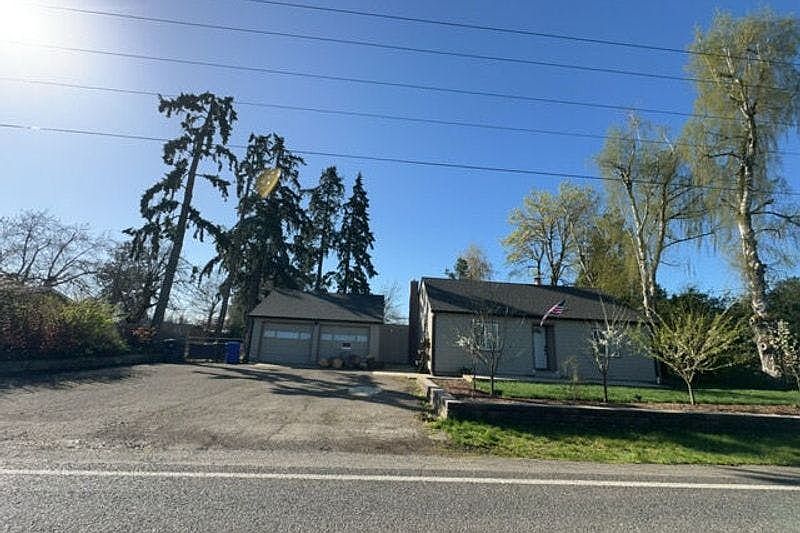 2nd image of 7830 S Barnards Rd
