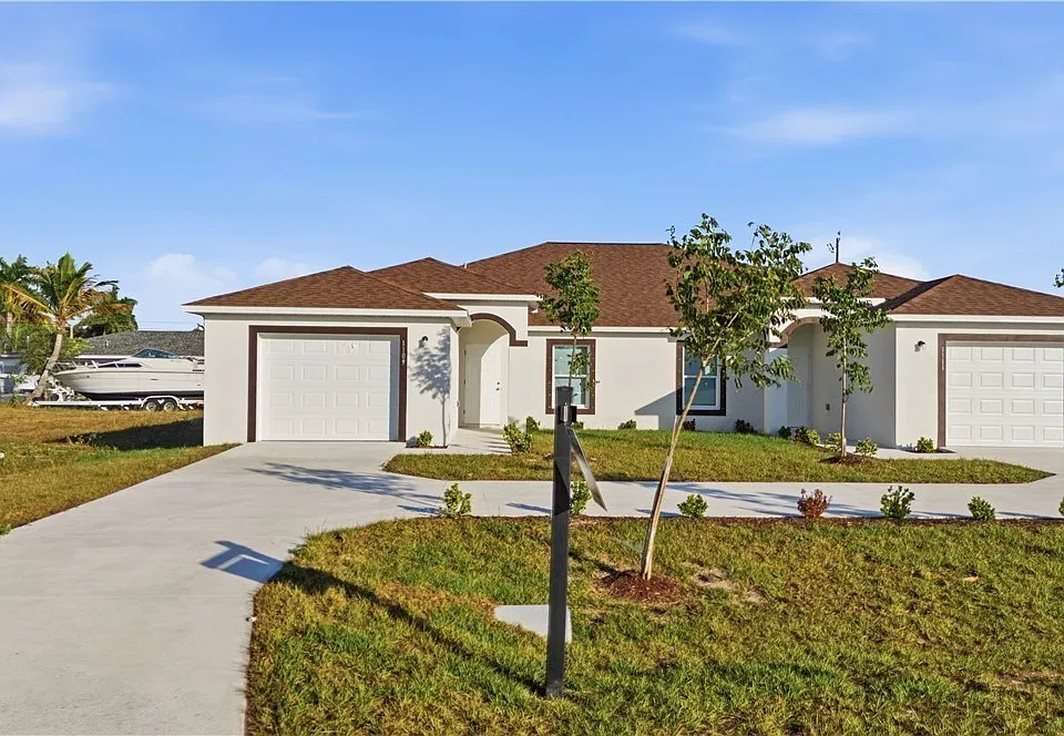 1109 SE 5th Ct
