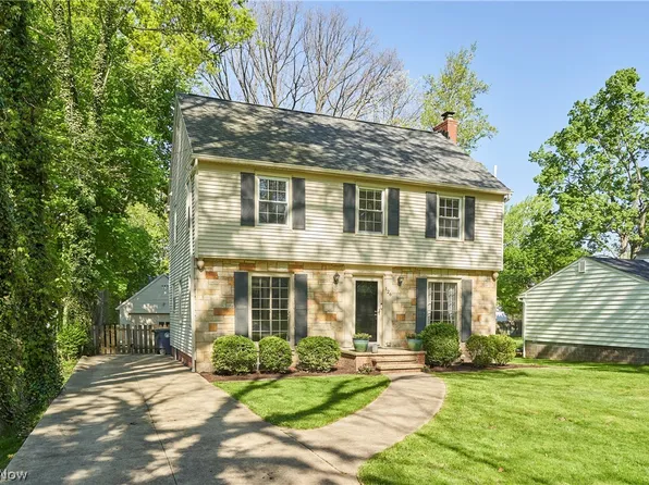 126 Bennington Rd, Akron, OH 44313