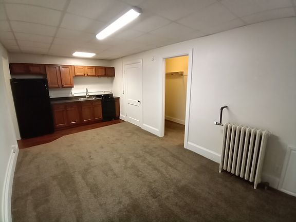 4th image of 9 Ashland Ave APT 5