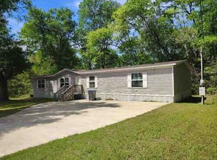 136 Leon Evans St, Trinity, TX 75862
