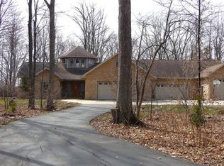 12971 Hotchkiss Rd, Freeland, MI 48623