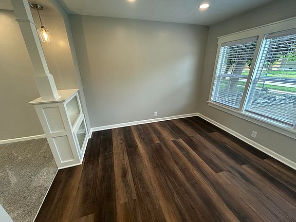 5th image of 2652 5th Ave