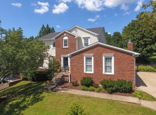 1023 Windsong Way, Windy Hills, KY 40207