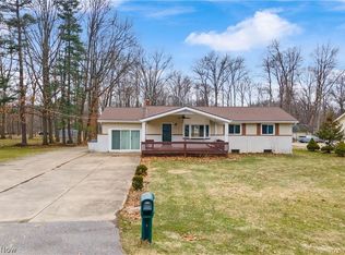 3040 Doxey Dr, Akron, OH 44312