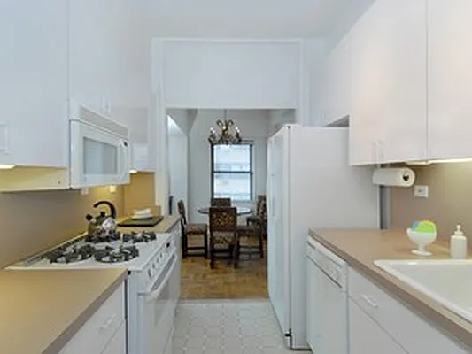 Sold by Corcoran | media 12