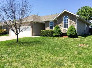 1111 W Scenic Hills Dr, Nixa, MO 65714