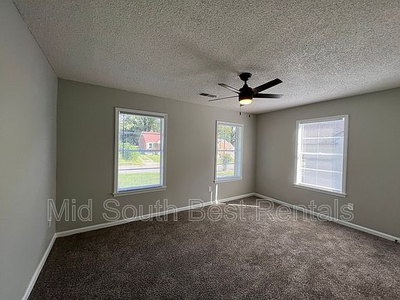 2nd image of 77 E Fernwood Ave