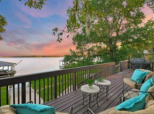 327 Sassafras Dr, Trinity, TX 75862