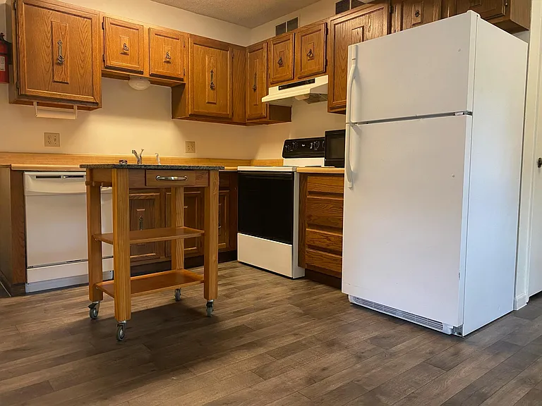 326 Kiowa St #B — Photo 4