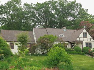 20 Elizabeth St, Chappaqua, NY 10514