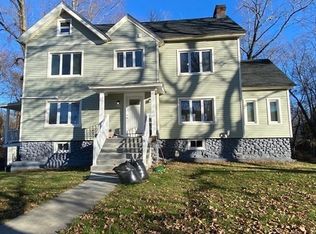 12 Creswell Rd, Worcester, MA 01602