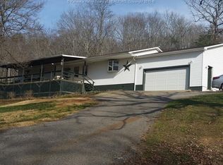 126 Turkey Creek Rd, Hurricane, WV 25526