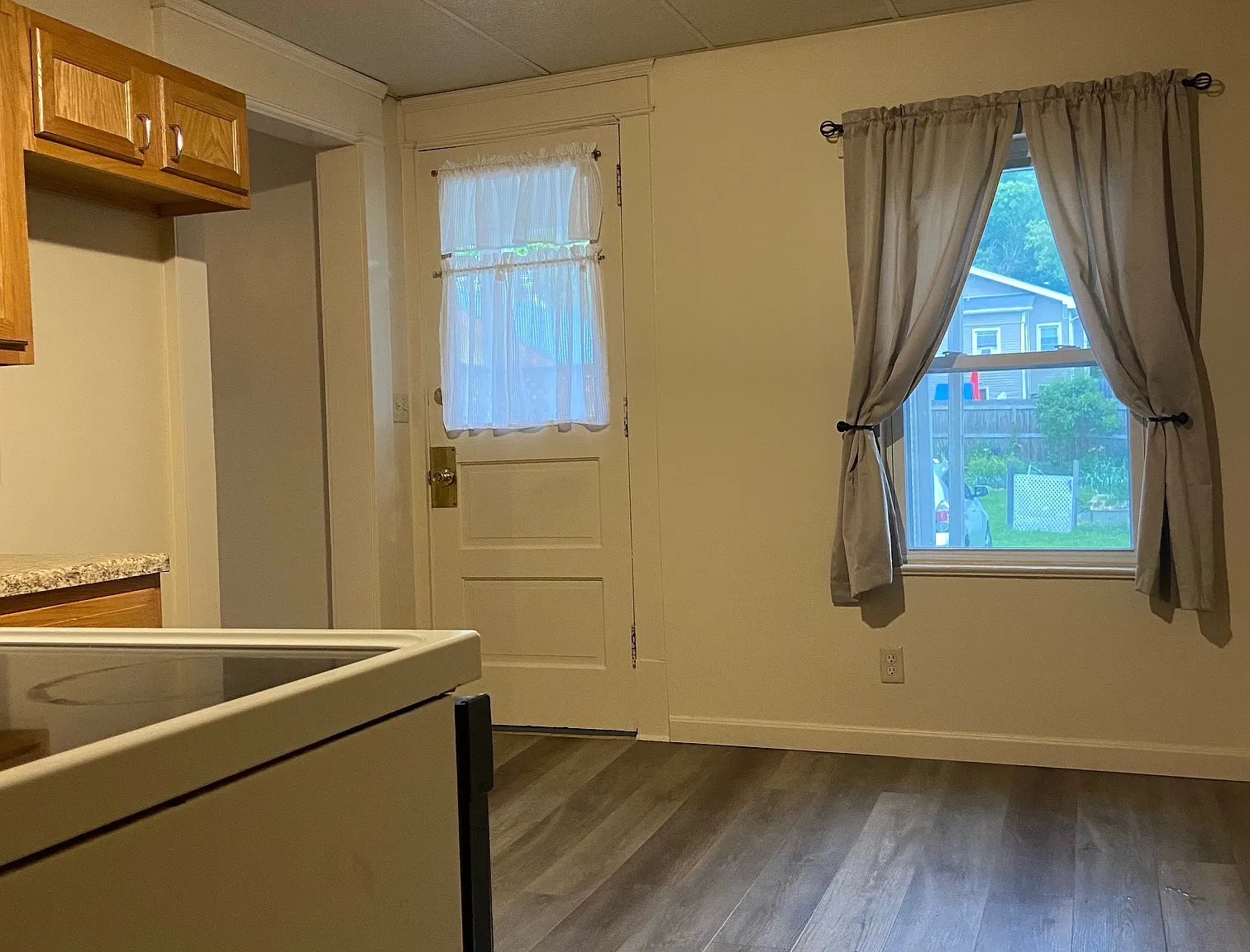 1 bed, 850 sqft, $790 — Photo 3