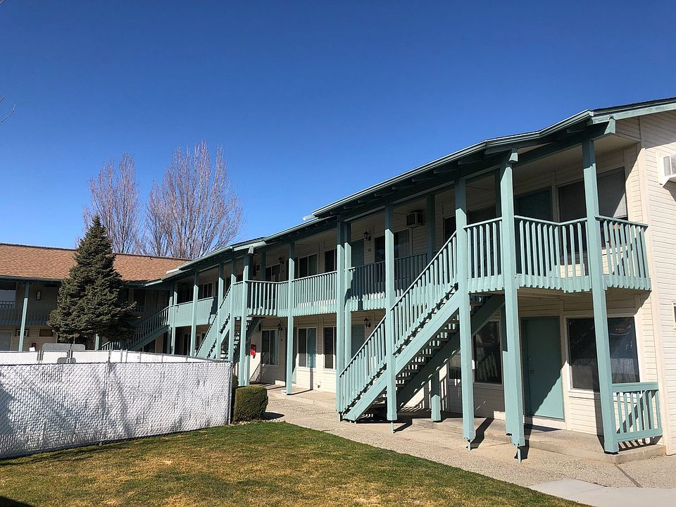 1st image of 10 S Cove Ave APT 31